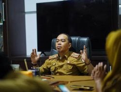 Plt. Camat Makassar Harun Rani Gelar Rakor bersama 14 Lurah Bahas Evaluasi Kinerja dan Kondisi Keamanan Menjelang Pemilu 2024
