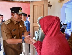 Turut Berbelasungkawa, Pj Gubernur Sulsel Silaturahmi ke Keluarga Petugas KPPS yang Meninggal Dunia