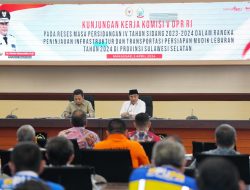 Kunker Komisi V DPR RI, Pj Gubernur Bahtiar Perlihatkan Peta Administrasi Baru Sulsel