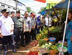 Dua Hari Jelang Lebaran, Pj Gubernur Sulsel Pastikan Harga Kebutuhan Pokok Tetap Terkendali