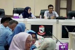 Komisi B DPRD Makassar Bahas Ranperda Pendirian Perusda Terminal Makassar Metro