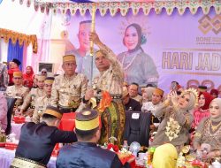 Pj Gubernur Bahtiar dan Kapolda Sulsel Hadiri Prosesi Mattompang Arajang
