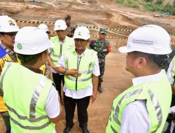 Tinjau Bendungan Jenelata, Pj Gubernur Bahtiar Pastikan PSN di Sulsel Tanpa Hambatan