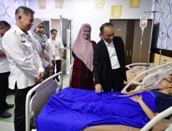 Staf dan Pasien RSKD Dadi Akui Senang Dikunjungi Prof Zudan