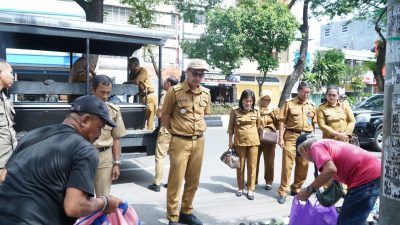 Camat Makassar Bersama Satpol dan Lurah Sekecamatan, Tertibkan PK 5