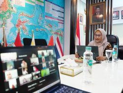 Rapat Virtual Bersama Pengurus PKK, Dekranasda, dan Bunda PAUD Sulsel, Ninuk Triyanti Zudan Minta Jajaran Bergerak Cepat Realisasikan Program Kerja