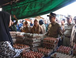 Sehari Jelang Idul Adha, Pj Gubernur Sulsel Bersama Ketua DPRD dan Wali Kota Tinjau Pasar Tradisional