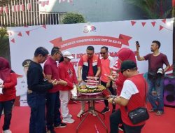 Husni Mubarak Rayakan Lomba 17-an Bareng Warga Kecamatan Makassar