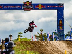 Seri Pamungkas Kratingdaeng Supercrosser 2024 Dirtwar Energy Digelar di GOR Sudiang Makassar