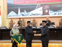 Firman Pagarra Sampaikan Penjelasan Wali Kota Makassar Terhadap Ranperda APBD Perubahan 2024