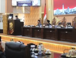 DPRD Makassar Sampaikan Pemandangan Umum Fraksi terhadap Ranperda APBD 2025