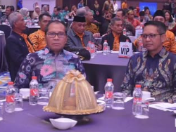 Hadiri Forum Konsultasi Publik, Ketua DPRD Makassar Supratman: Momen Partisipasi Perencanaan Pembangunan Kota